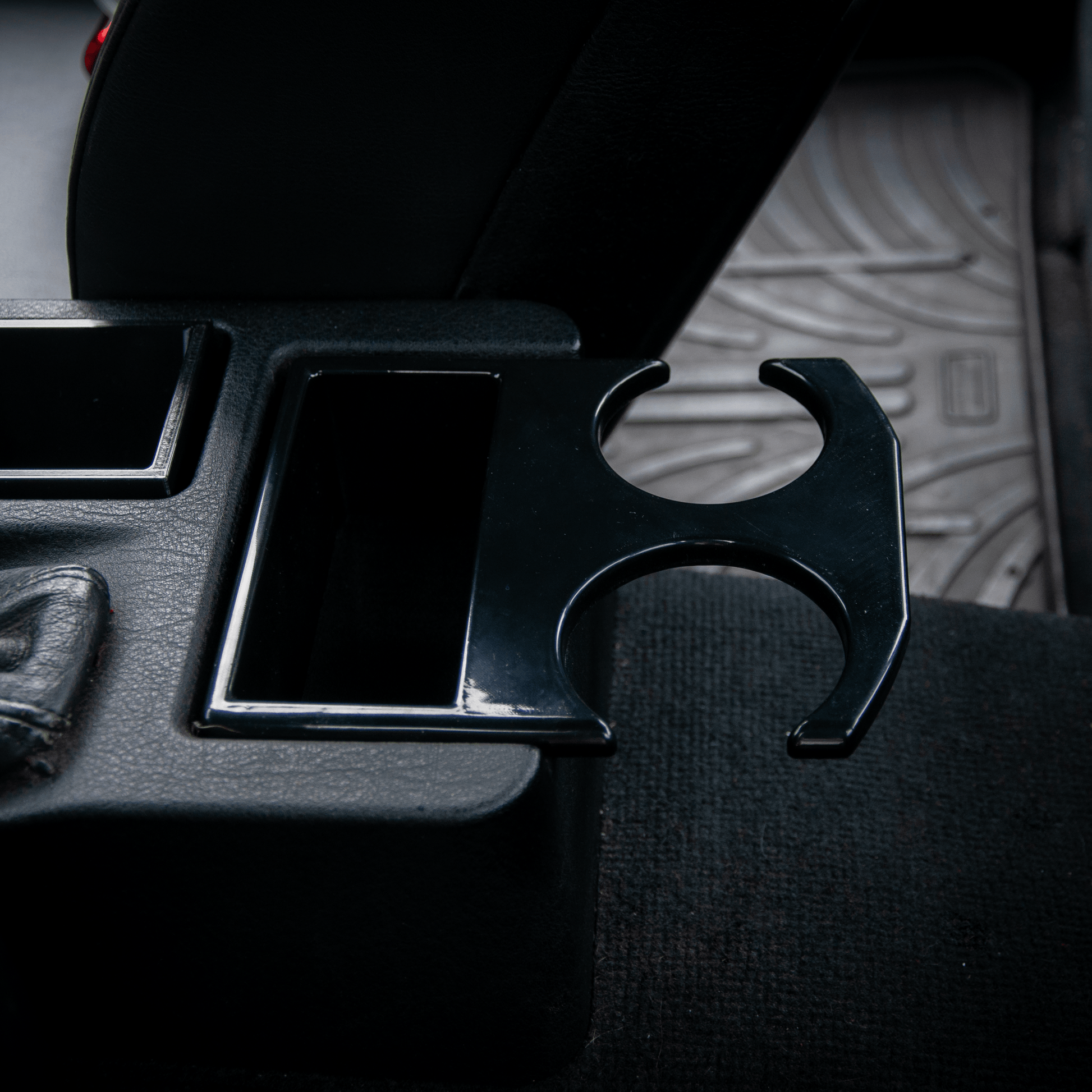 Getränkehalter für BMW 3er E36 – Ersatz für hinteren Aschenbecher - Exact Designs