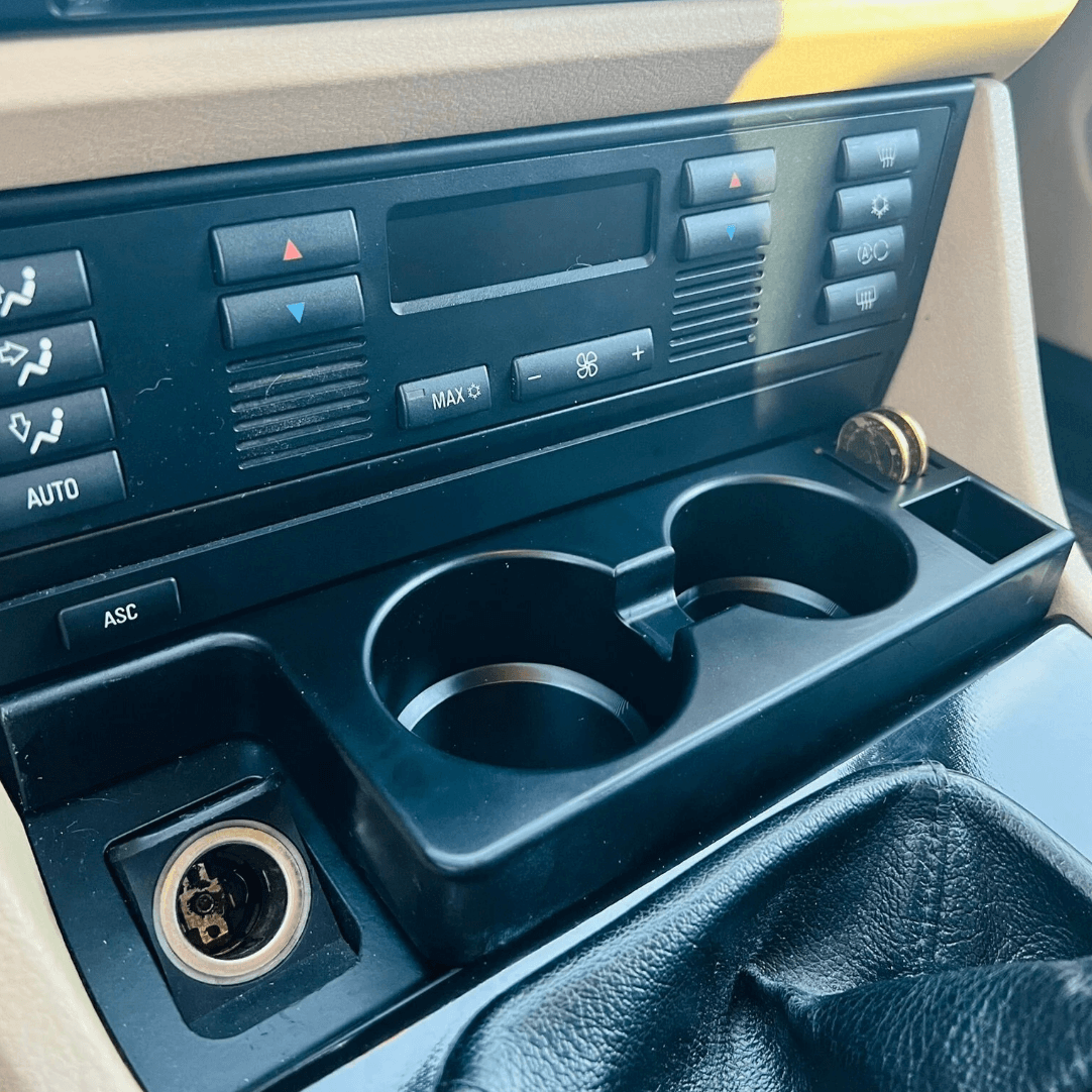 Getränkehalter für BMW 5er Serie (E39) - Exact Designs