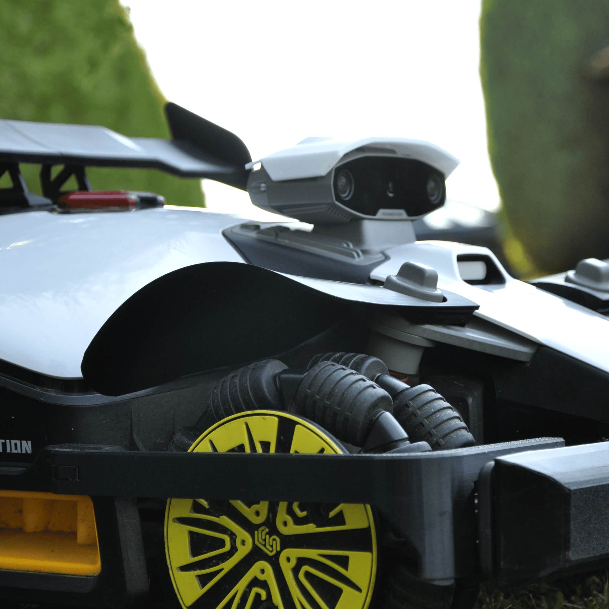 Mammotion Luba Mini AWD – Vordere Schutzkotflügel (V2) - Exact Designs