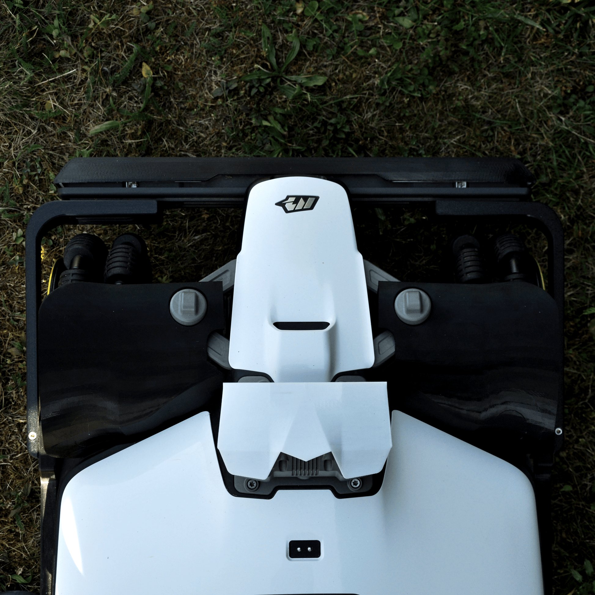 Mammotion Luba Mini AWD – Vordere Schutzkotflügel (V2) - Exact Designs