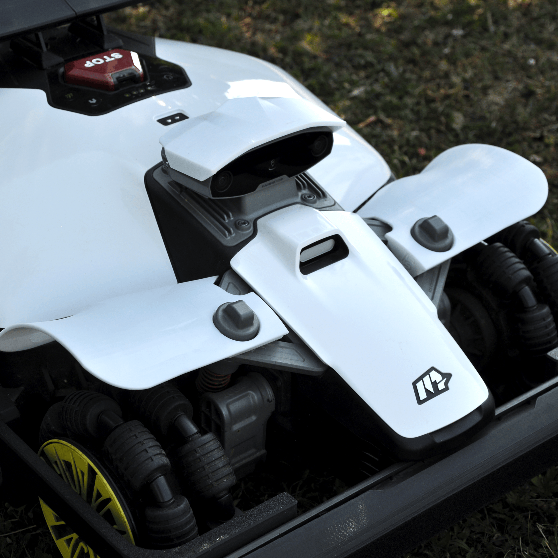 Mammotion Luba Mini AWD – Vordere Schutzkotflügel (V2) - Exact Designs